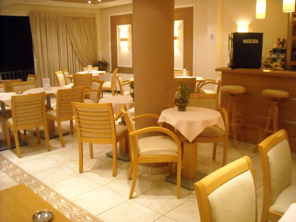 Iris Hotel Nea Kallikrateia Zewnętrze zdjęcie