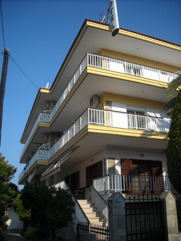 Iris Hotel Nea Kallikrateia Zewnętrze zdjęcie