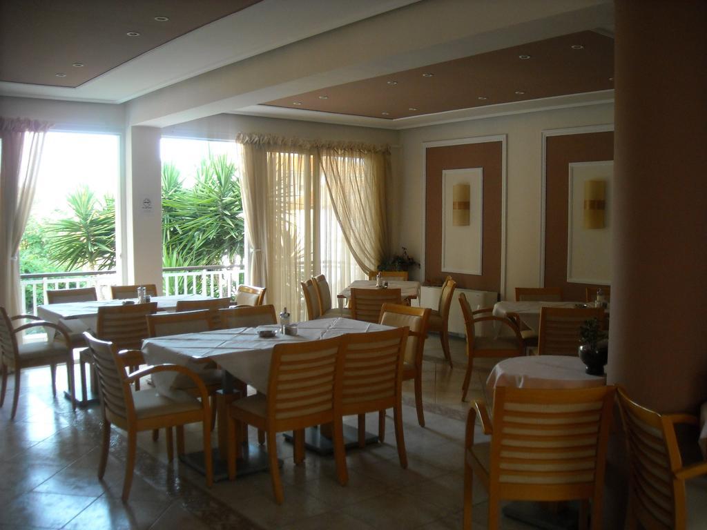 Iris Hotel Nea Kallikrateia Zewnętrze zdjęcie
