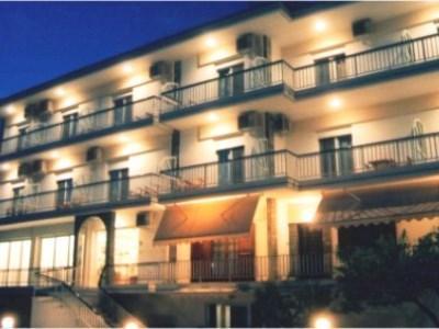 Iris Hotel Nea Kallikrateia Zewnętrze zdjęcie